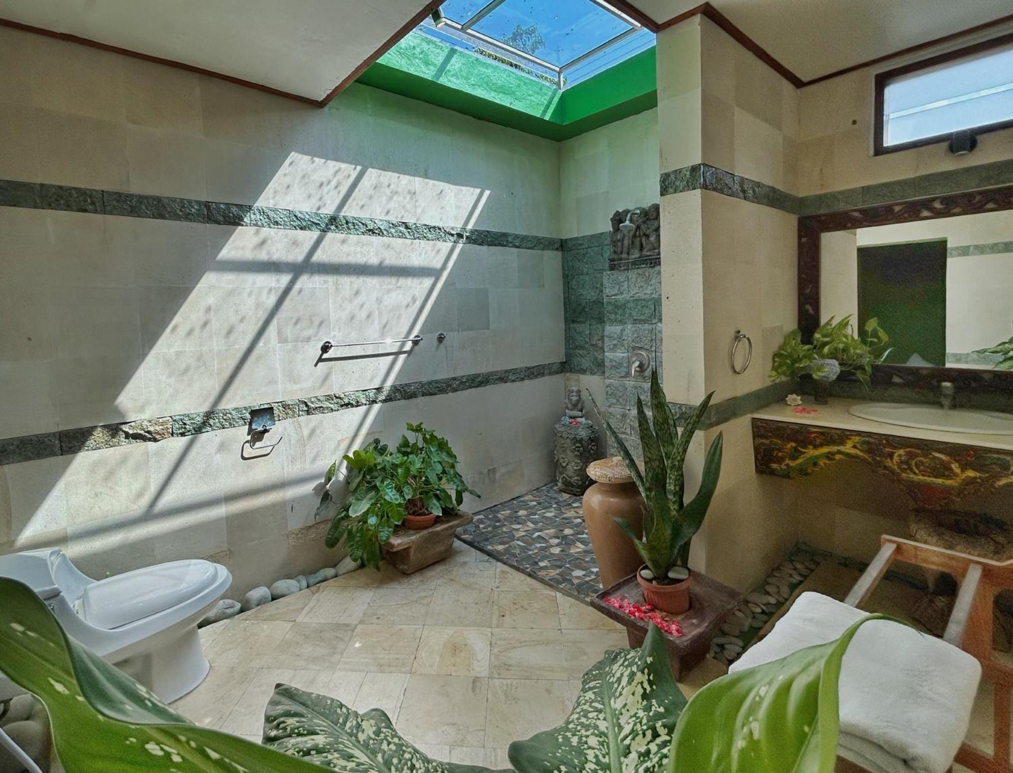 Villa The Chand - A Hidden Gem In Petitenget Seminyak
